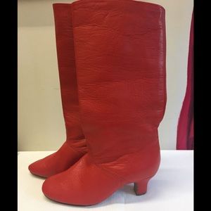8.5? Vintage 70s red boots 2 1/4” heel lined